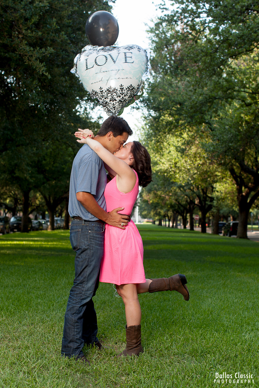 engagement photography dallas